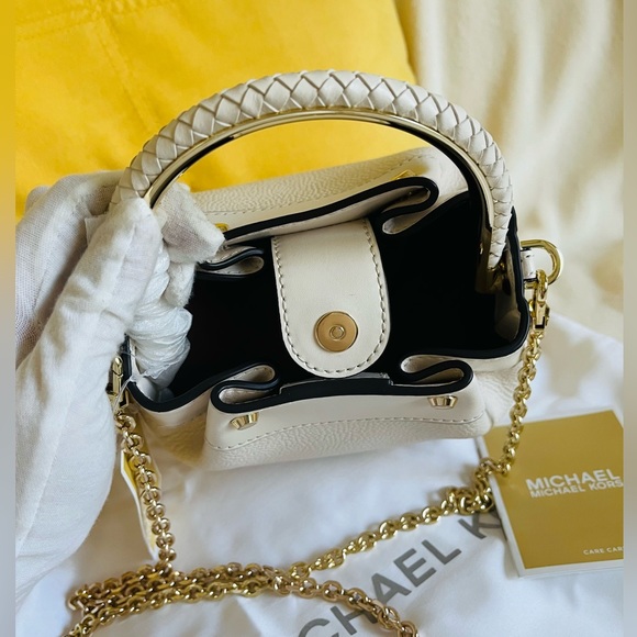 NWT Micheal Kors Rosie Small Ring Bucket Shoulder/Crossbody Bag with Dust bag. - Picture 5 of 15